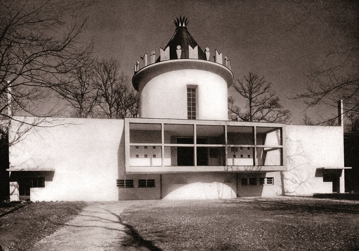 Historisches Foto: alte Feuerhalle, Urnenhain Urfahr