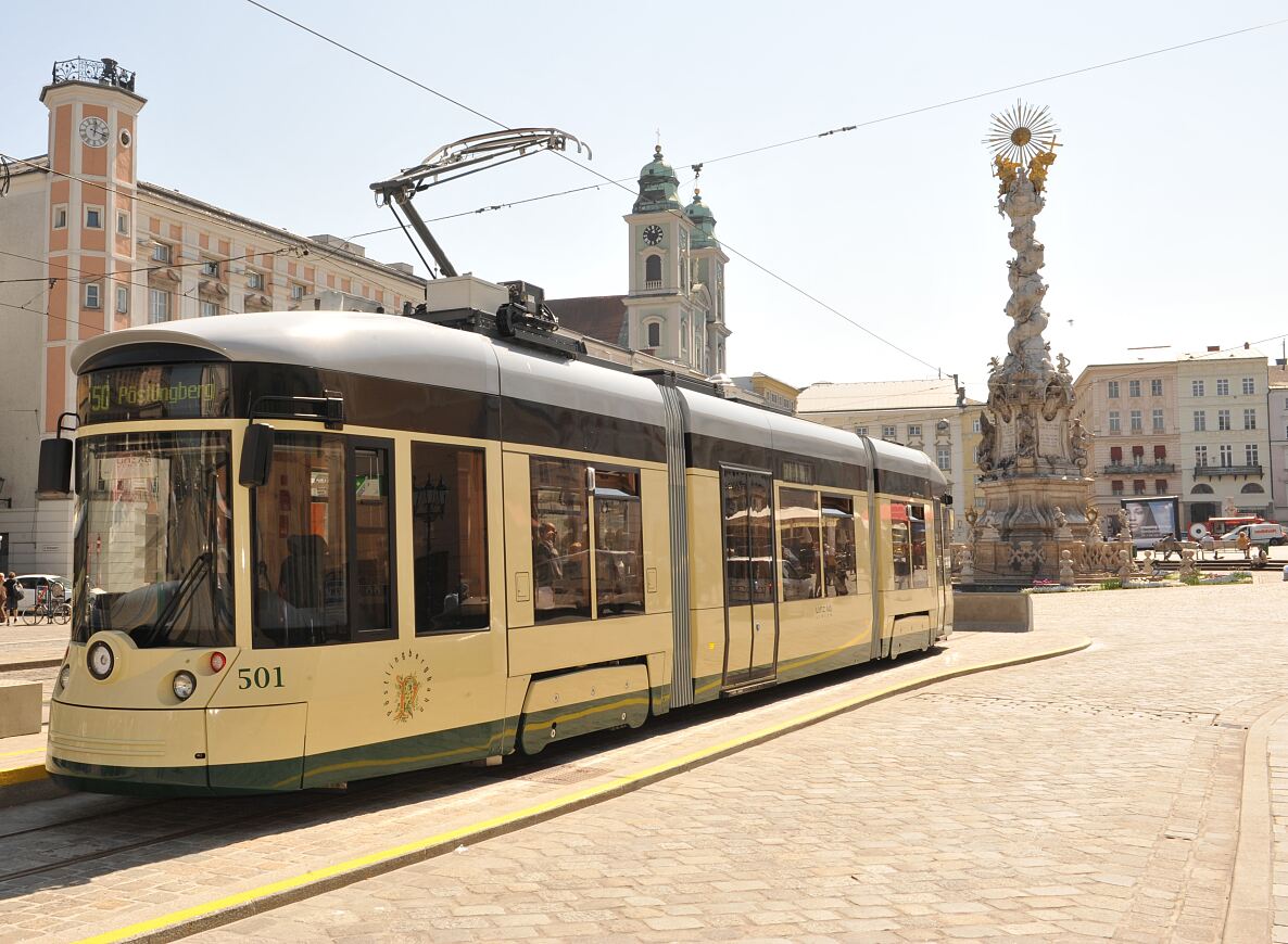 Pöstlingbergbahn am Hauptplatz