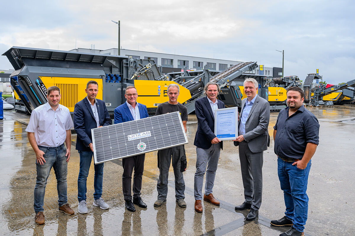 Die Projektbeteiligten von LINZ AG und Rubble Master HMH GmbH