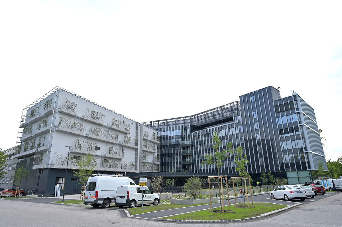 Neues Netzgebäude hofseitig (LINZ AGFotokerschi)