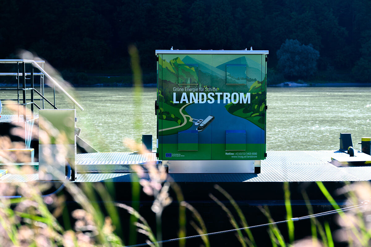 Landstrom Engelhartszell-LINZ AGFotokerschi