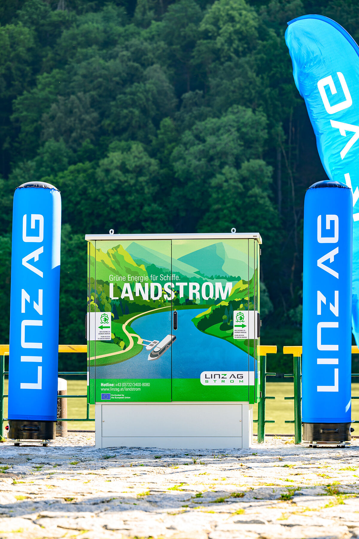 Landstrom Engelhartszell-LINZ AGFotokerschi